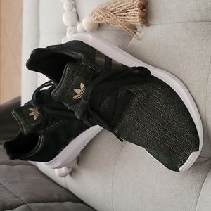 Adidas Eva black with gold shimmer size 7.5